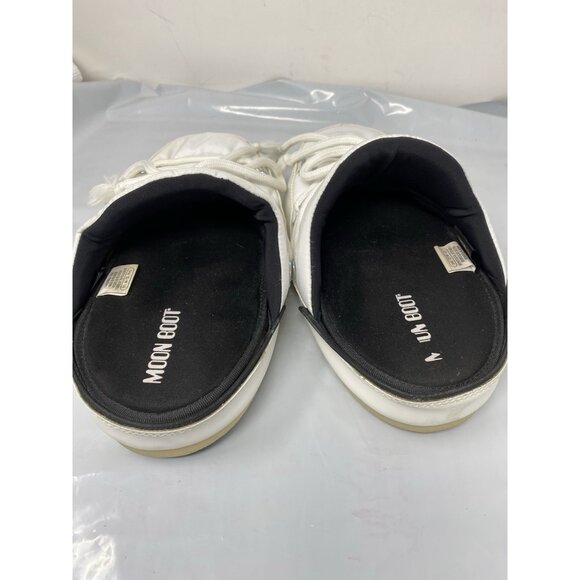 Moon Boot Short Slippers Icon Mule in White, Women Size 39 Us 8 - 8.5 - Picture 2 of 5
